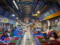 竹岛市场活鱼销售胡同